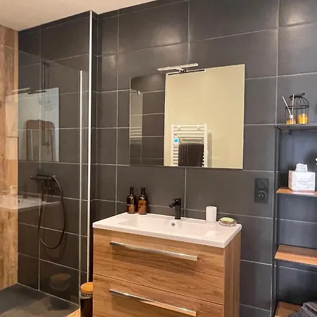 Maison Cote Halle La De L'artiste